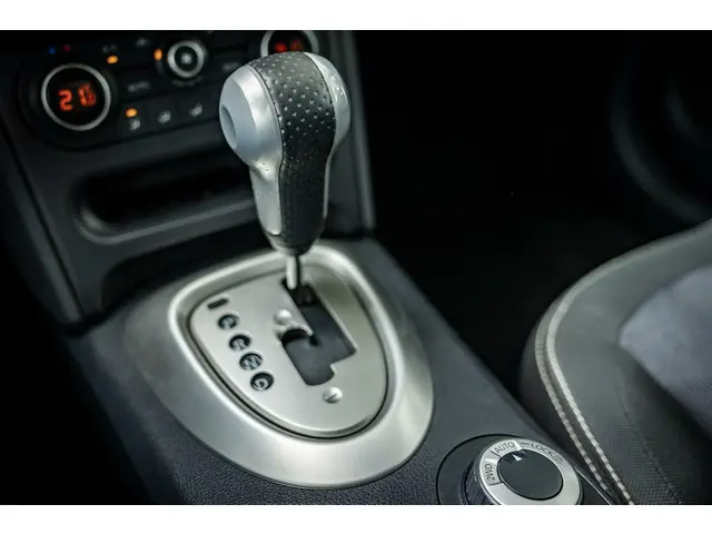 Nissan QASHQAI +2 2.0 Tekna 4WD 2012 Benzine 25