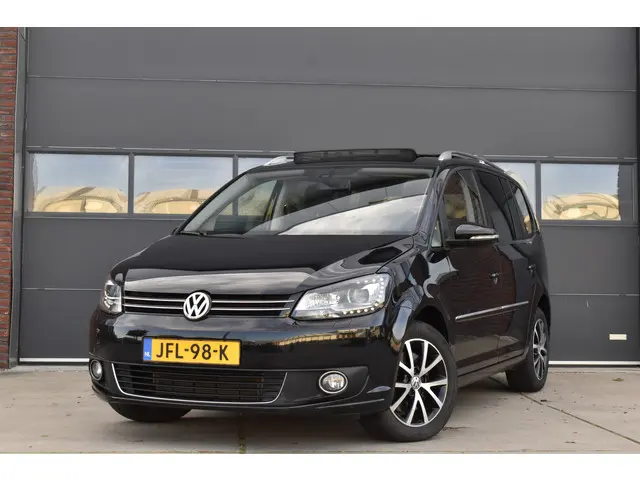 Volkswagen Touran 1.4 TSI Highline 7p. 2012 Benzine