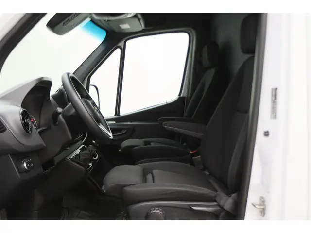 Mercedes-Benz Sprinter 317 CDI L2H2 2021 Diesel 12