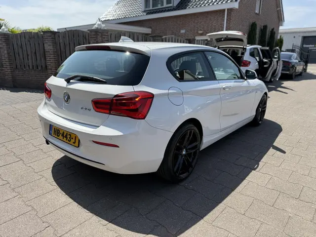 BMW 1 Serie 120i Sport 2015 Benzine 9