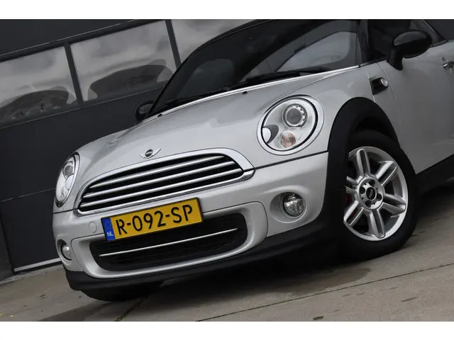 MINI Coupé 2