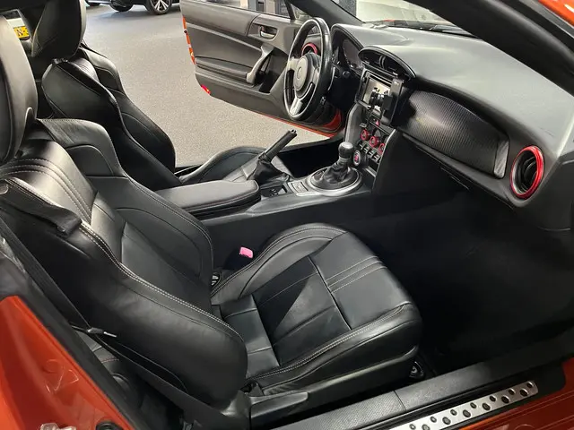 Toyota GT86 2.0 D-4S NL-auto 91.000 km 2012 Benzine 17