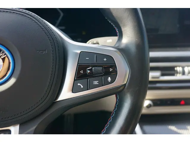 BMW i4 M50 2023 Elektrisch 16