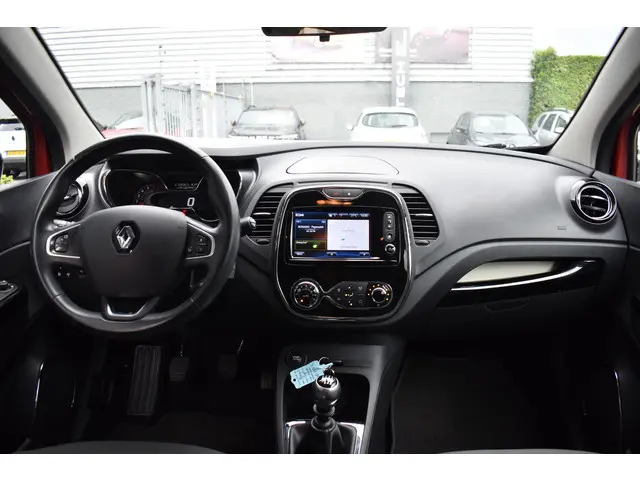 Renault Captur TCe 120 Dynamique 2017 Benzine 11