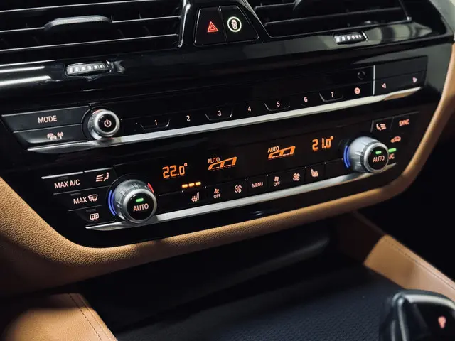 BMW 5 Serie 520i High Exe. M-Sport Plus 2021 Benzine 21