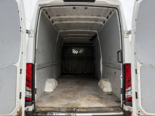 Iveco Daily 35S14 2.3 2018 Diesel 12