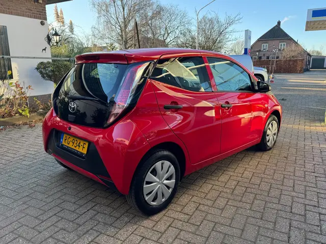 Toyota Aygo 1.0 VVT-i x-fun 2017 Benzine 5
