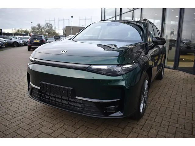 Leapmotor C10 REEV Design 28.4 kWh 2025 Hybride Benzine 16