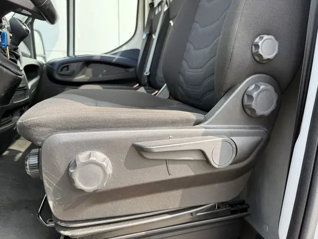 Iveco Daily 40C16 2020 Diesel 19