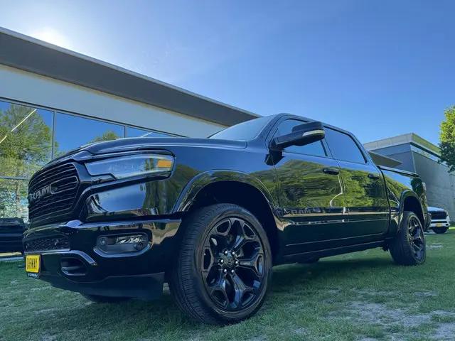RAM 1500 5.7 V8 4x4 Limited Night 2022 LPG/Gas 5