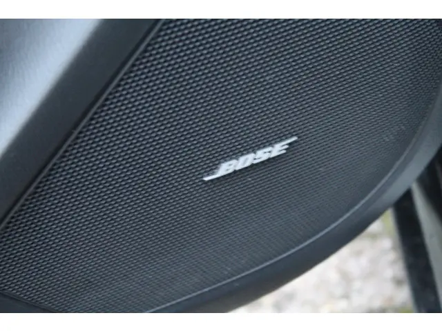 Mazda 3 2.0 GT-M//Bose//Automaat//Navi!! 2014 Benzine 8