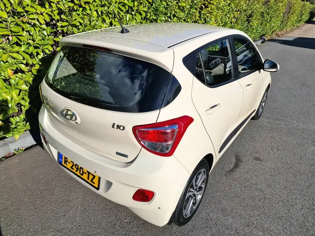 Hyundai i10 1.2i pas 68.000 Automaat 2015 Benzine 6