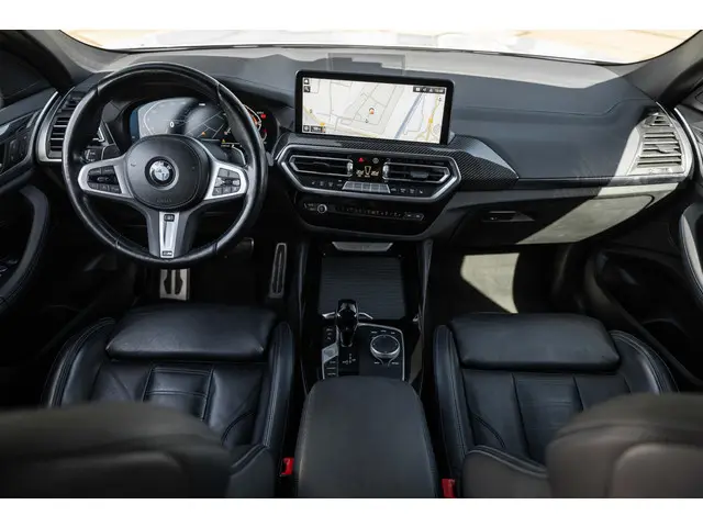 BMW X4 xDrive20i High Executive 2022 Benzine 26