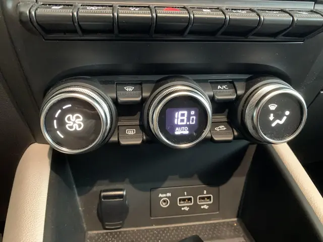 Renault Captur 1.3 TCe 140 Initiale Paris 2022 Benzine 13