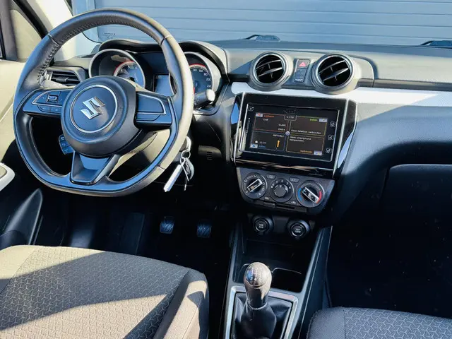 Suzuki Swift 1.2 SELECT 2019 Benzine 8