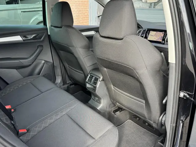 Škoda Karoq 1.0 TSI STYLE BUSINESS 2019 Benzine 11