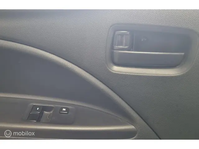 Mitsubishi Space Star 1.0 Cool+ 2019 Benzine 14