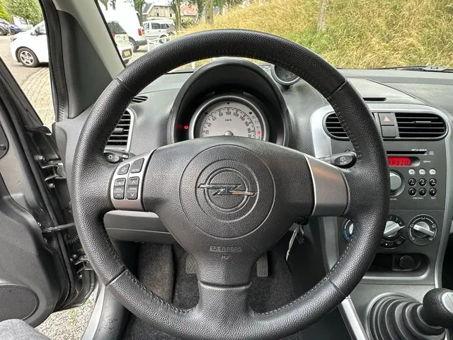 Opel Agila 1.0 Berlin airco 37000 km !!!!!!! 2013 Benzine 16