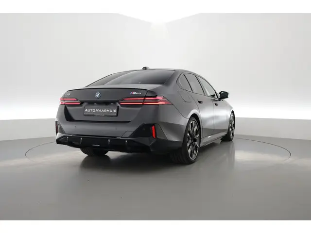 BMW i5 2