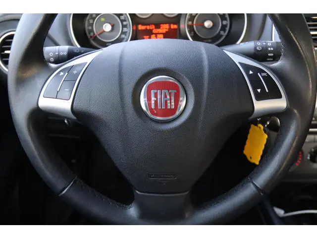 Fiat Punto EVO 0.9 TWINAIR EASY 5-DEURS 2012 Benzine 18