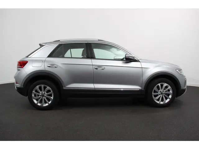 Volkswagen T-Roc 1.5 TSI 150pk DSG Style 2023 Benzine 8