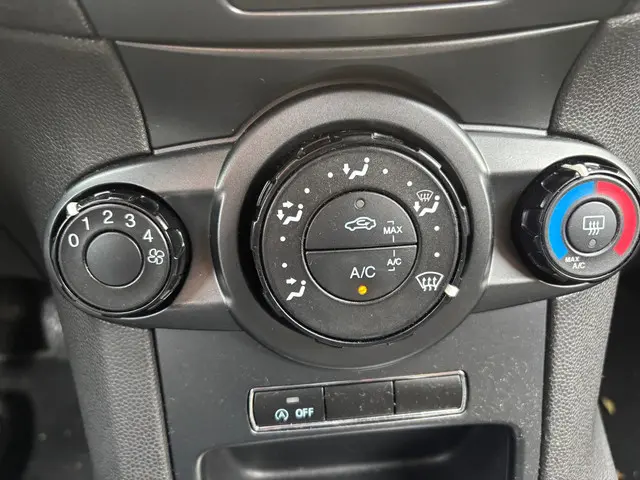 Ford Fiesta 1.0 Style 5 DEURS AIRCO NAVI 2016 Benzine 11