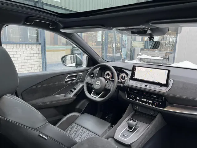 Nissan QASHQAI 1.3 MHEV Xtronic Tekna Plus 2025 Benzine 52