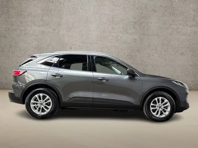 Ford Kuga Titanium X 2022 Hybride Benzine 4