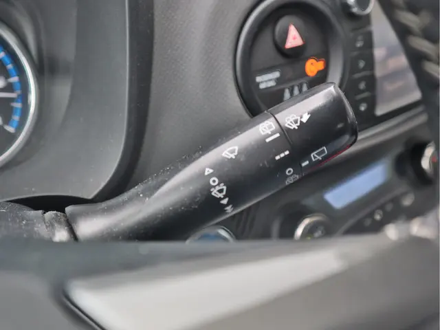 Toyota Yaris 1.5 Hybrid Comfort 2015 Hybride Benzine 14