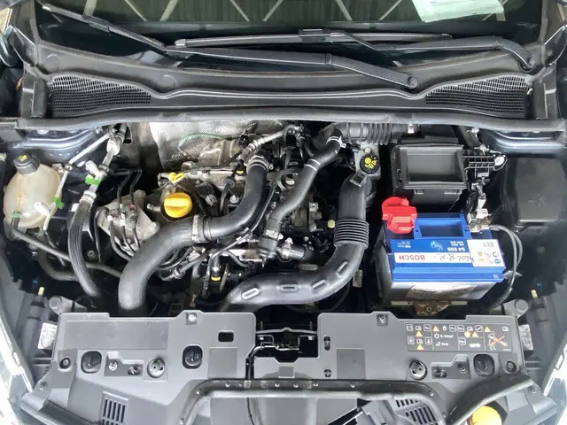 Renault Clio Estate TCe 90 Energy Bose 2019 Benzine 41