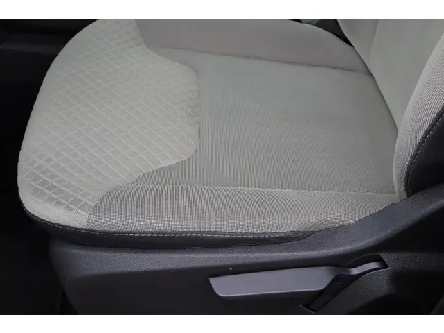 Ford Tourneo Courier 1.0 Titanium 2016 Benzine 19