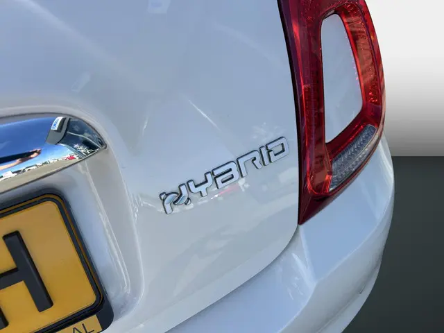 Fiat 500 1.0 Hybrid Launch Edition 2023 Benzine 3