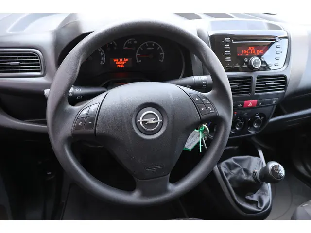 Opel Combo 1.6 CDTi L2H1 Edition 2019 Diesel 12