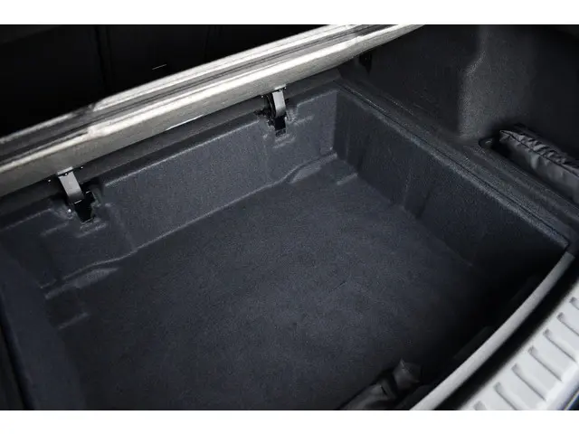 BMW X1 sDrive18i M-Sport 2025 Benzine 25