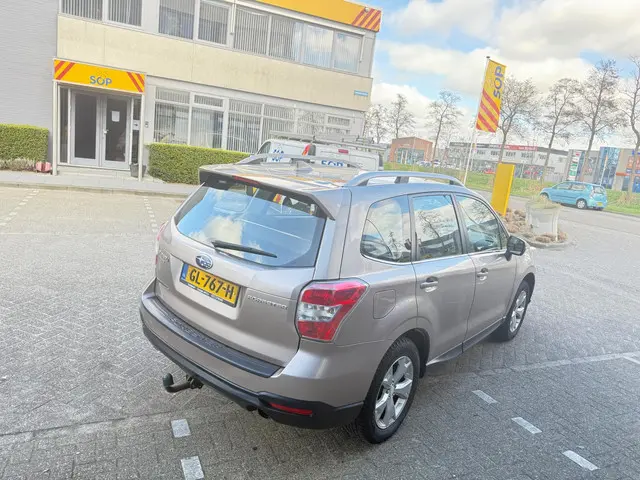 Subaru Forester 2.0 Comfort**** automaat **** 2015 Benzine 10