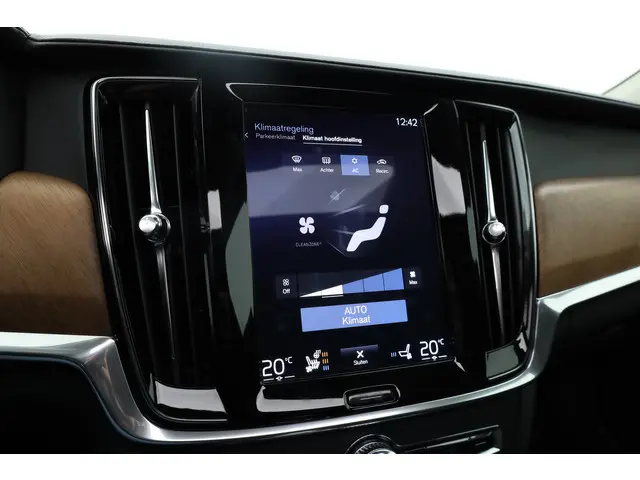 Volvo S90 2.0 T8 AWD Inscription 2018 Hybride Benzine 21