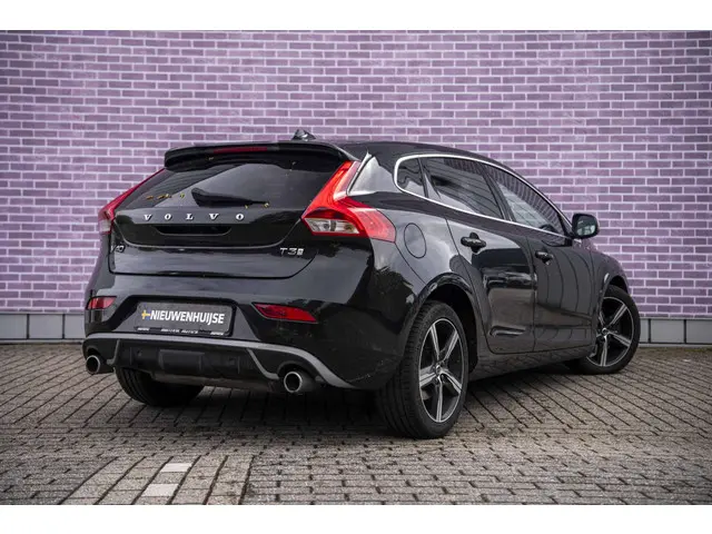 Volvo V40 2
