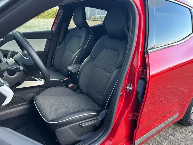 Renault Clio 1.0 TCe 90 Techno 2022 Benzine 11
