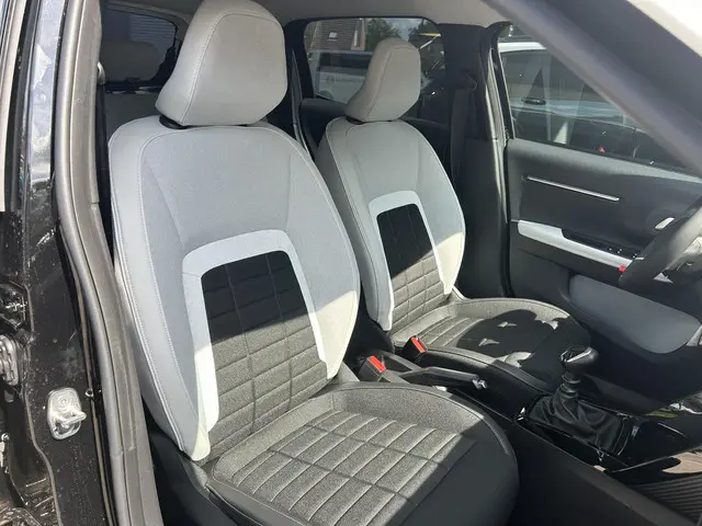 Citroën C3 1.2 Turbo 100pk Max 2025 Benzine 9