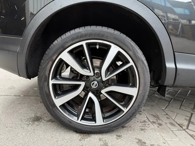 Nissan QASHQAI 1.2 Tekna Automaat 2015 Benzine 11