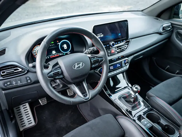 Hyundai i30 1.5 T-GDi MHEV N Line 2024 Benzine 37