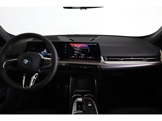 BMW iX1 eDrive20 2025 Elektrisch 9