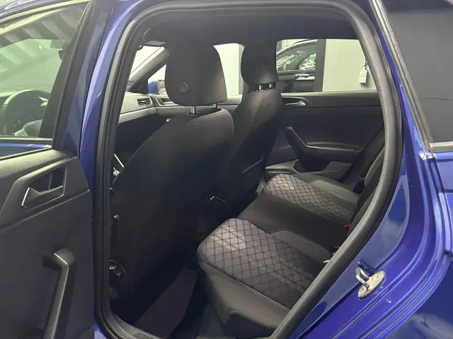 Volkswagen Polo 1.0 TSI R-Line Aut 2021 Benzine 11
