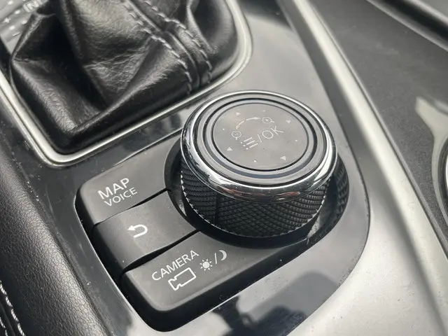 Infiniti Q Q50 2.0t Business Premium + 2015 Benzine 11