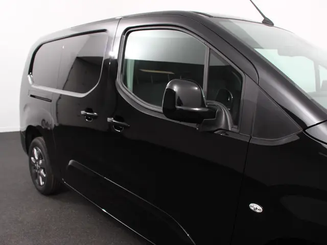 Opel Combo 1.5 BlueHDi 130 S&S L2 Automaat 2024 Diesel 28