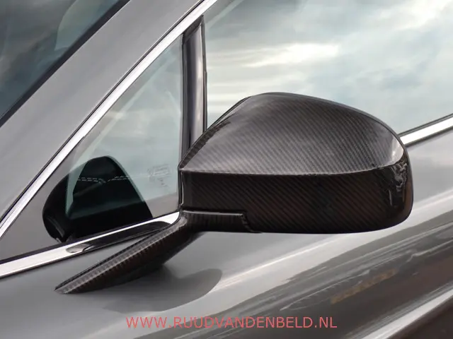 Aston Martin V12 Vanquish 2+2 2014 Benzine 29