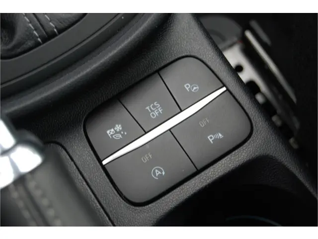 Ford Puma 1.0 EcoBoost Titanium AUTOMAAT 2020 Benzine 28