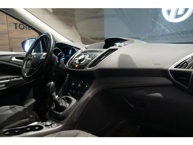 Ford Kuga 1.5 2015 Benzine 14