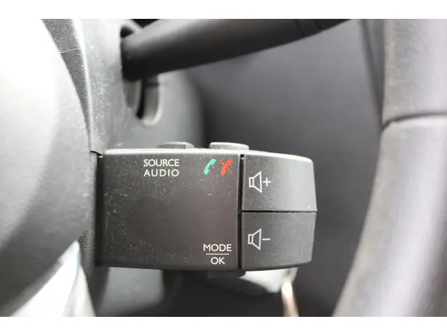Dacia Lodgy 1.6 SCe Bi-Fuel Ambiance 7p. 2019 LPG/Gas 26