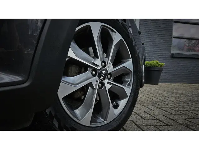 Kia Stonic 1.0 T-GDi PlatinumEdition 2019 Benzine 2